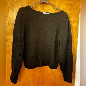 Old Navy Women's Sweater in Black